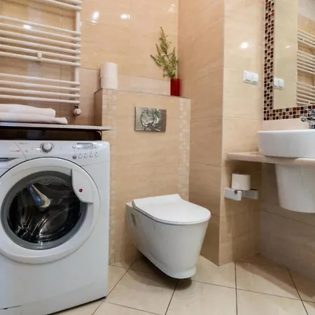 Close-central - Great Location - One Bedroom - Platinum Towers Βαρσοβία